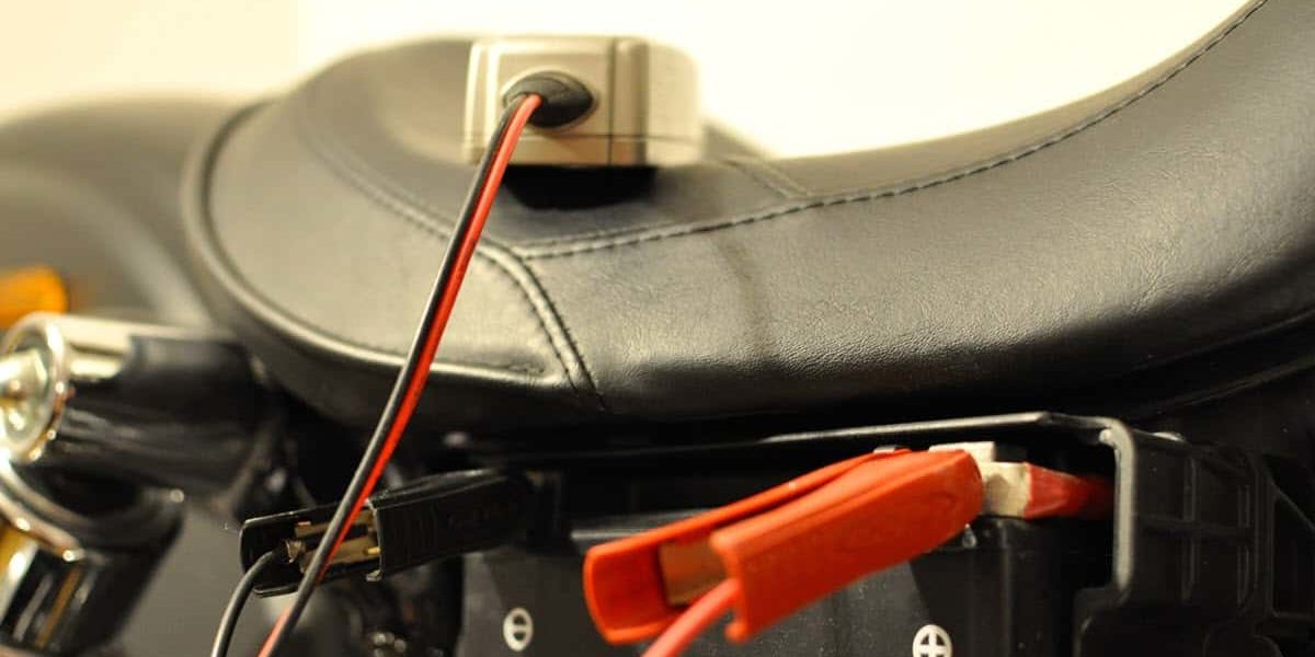 chargeur-batterie-moto